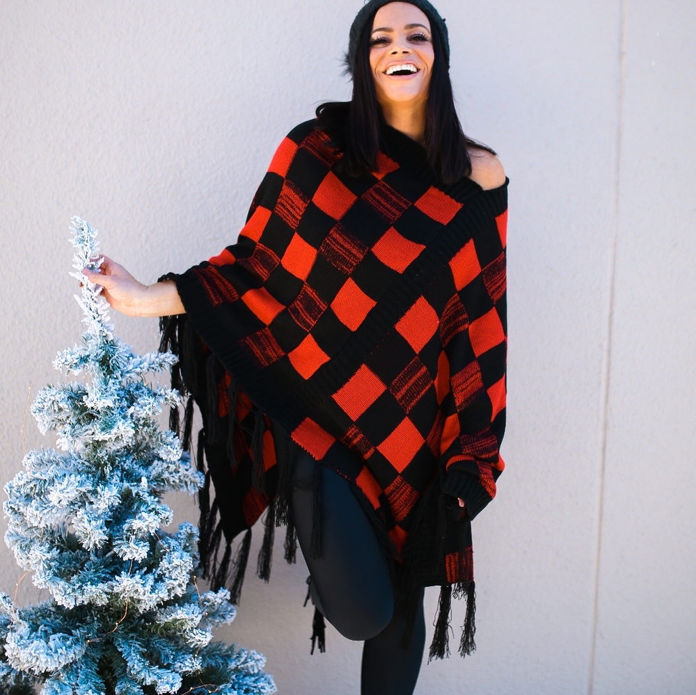 Buffalo Plaid Shawl - Picture 2 of 4